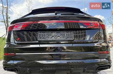 Внедорожник / Кроссовер Audi Q8 2024 в 
