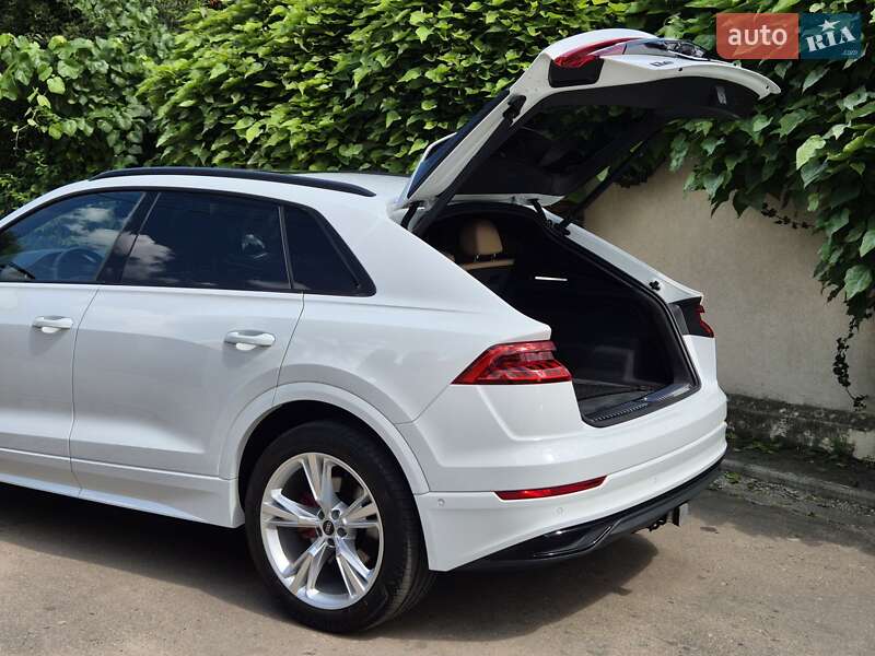 Внедорожник / Кроссовер Audi Q8 2021 в Ровно фото 37 Внедорожник / Кроссовер Audi Q8 2021 в Ровно