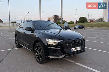 Позашляховик / Кросовер Audi Q8 2021 в Києві