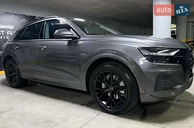 Внедорожник / Кроссовер Audi Q8 2019 в 