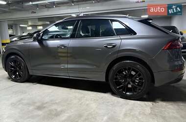 Внедорожник / Кроссовер Audi Q8 2019 в 