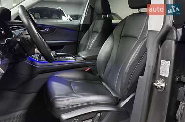 Внедорожник / Кроссовер Audi Q8 2019 в 