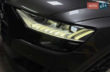 Внедорожник / Кроссовер Audi Q8 2019 в 