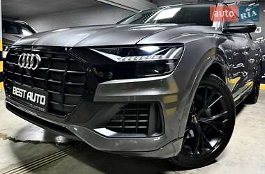 Внедорожник / Кроссовер Audi Q8 2019 в 