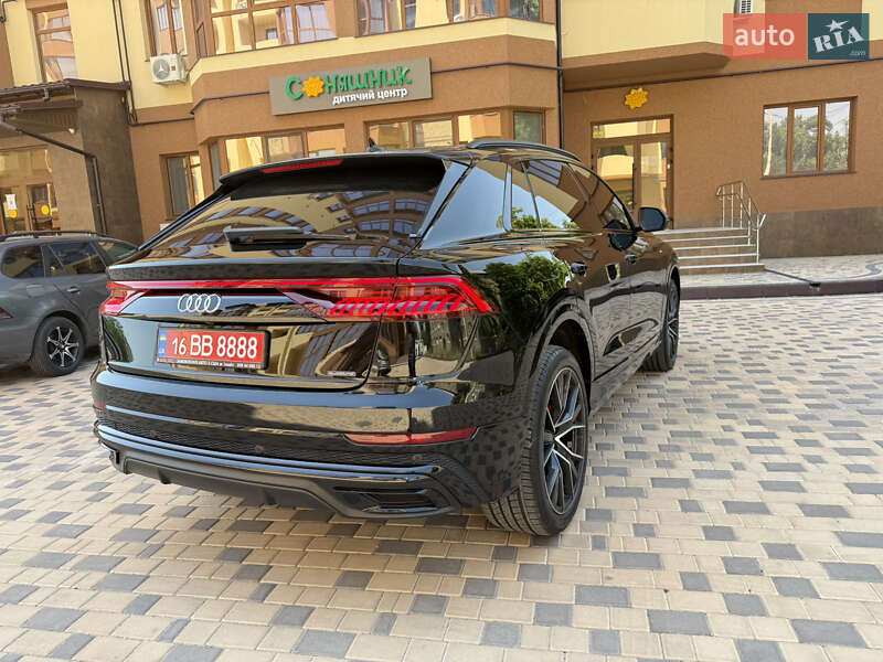 Внедорожник / Кроссовер Audi Q8 2019 в Измаиле