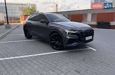 Внедорожник / Кроссовер Audi Q8 2022 в Киеве