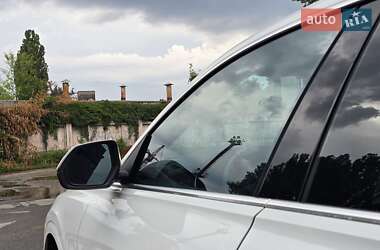 Внедорожник / Кроссовер Audi Q8 2024 в 