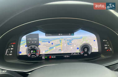 Позашляховик / Кросовер Audi Q8 2020 в 