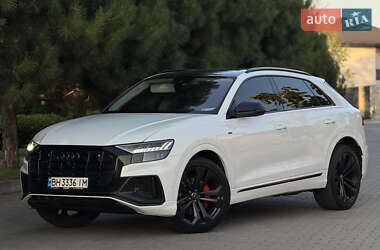 Внедорожник / Кроссовер Audi Q8 2018 в 