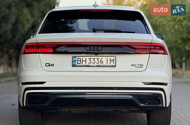Внедорожник / Кроссовер Audi Q8 2018 в 