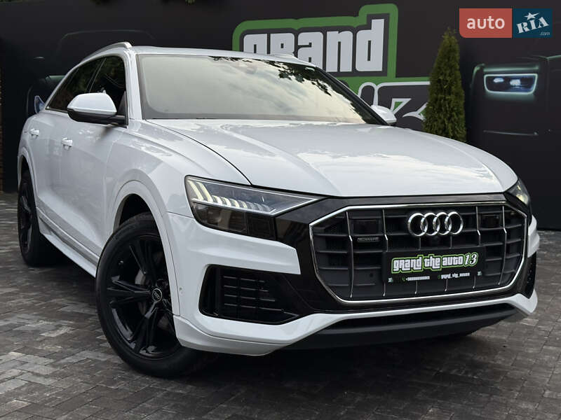 Внедорожник / Кроссовер Audi Q8 2023 в Киеве