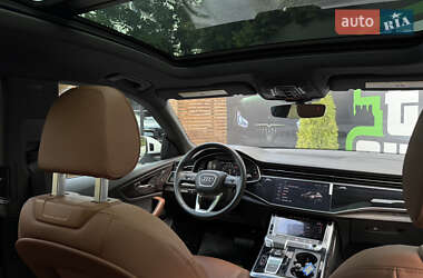 Внедорожник / Кроссовер Audi Q8 2023 в 