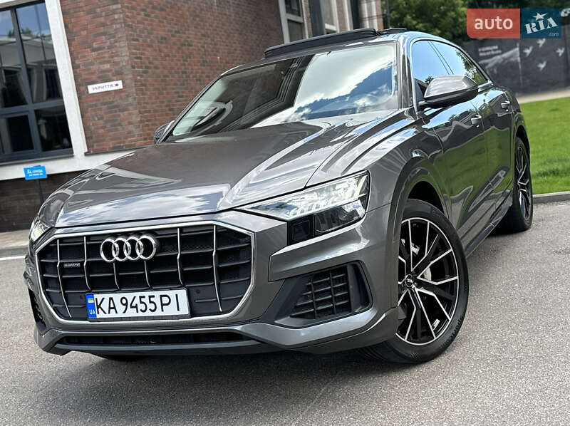 Позашляховик / Кросовер Audi Q8 2019 в Києві