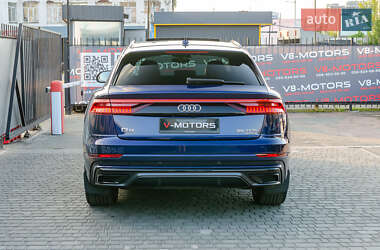 Внедорожник / Кроссовер Audi Q8 2019 в 