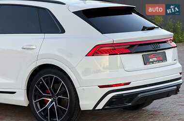 Внедорожник / Кроссовер Audi Q8 2020 в 