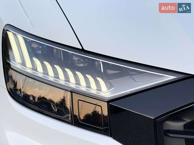 Внедорожник / Кроссовер Audi Q8 2020 в Луцке фото 13 Внедорожник / Кроссовер Audi Q8 2020 в Луцке