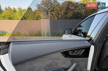Внедорожник / Кроссовер Audi Q8 2020 в 