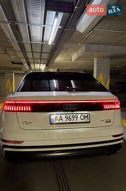 Внедорожник / Кроссовер Audi Q8 2019 в 