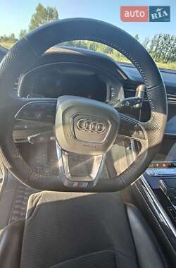 Внедорожник / Кроссовер Audi Q8 2019 в 