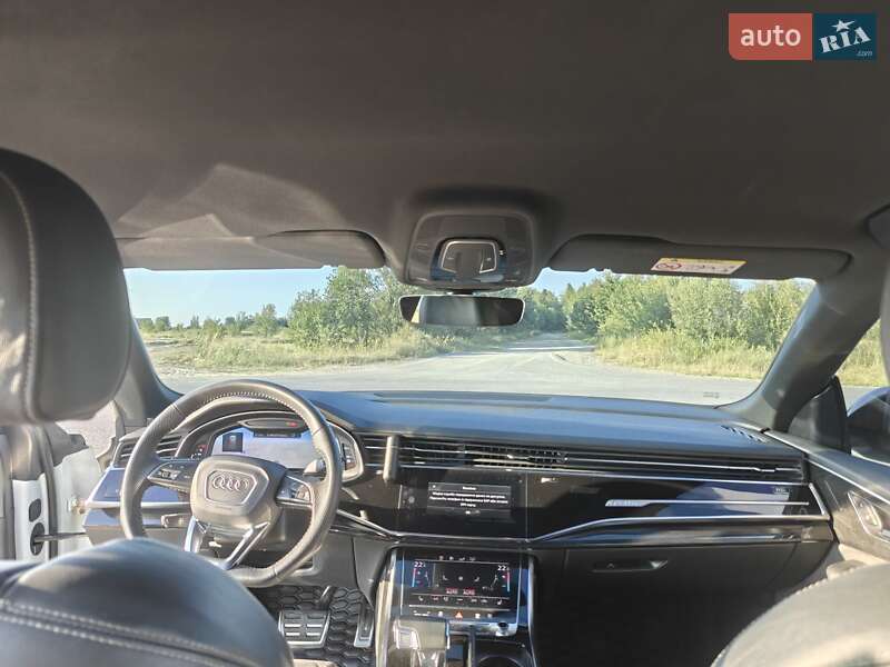 Внедорожник / Кроссовер Audi Q8 2019 в Жовкве