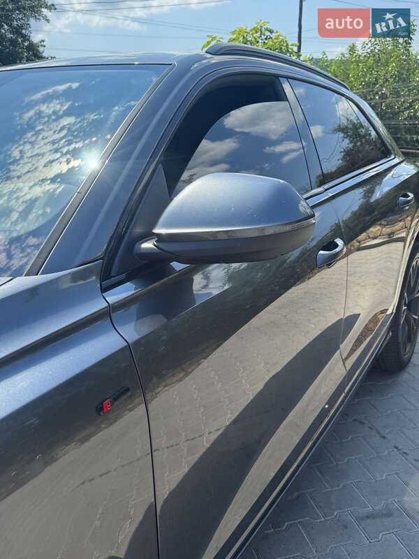 Внедорожник / Кроссовер Audi Q8 2020 в Виннице