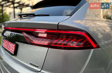Внедорожник / Кроссовер Audi Q8 2022 в 