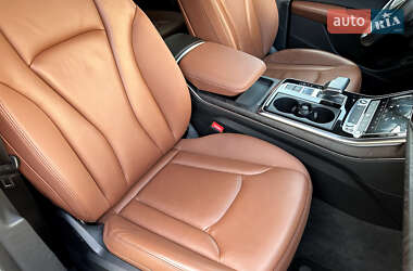Внедорожник / Кроссовер Audi Q8 2022 в 