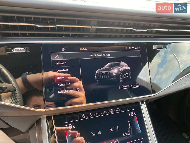Внедорожник / Кроссовер Audi Q8 2021 в Львове