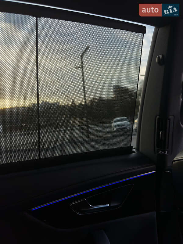 Внедорожник / Кроссовер Audi Q8 2021 в Днепре фото 35 Внедорожник / Кроссовер Audi Q8 2021 в Днепре