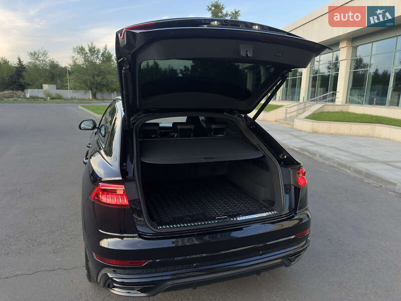 Внедорожник / Кроссовер Audi Q8 2021 в Днепре фото 39 Внедорожник / Кроссовер Audi Q8 2021 в Днепре