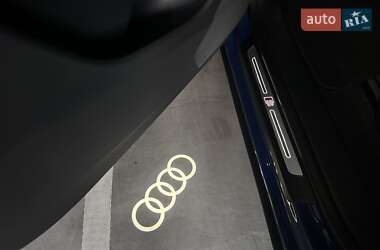 Внедорожник / Кроссовер Audi Q8 2024 в 