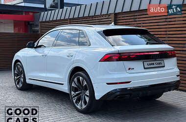 Внедорожник / Кроссовер Audi Q8 2024 в 