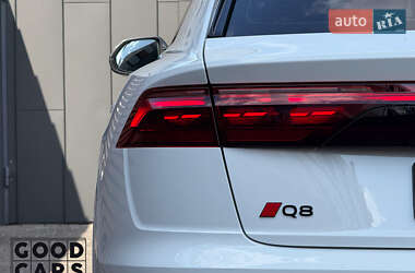 Внедорожник / Кроссовер Audi Q8 2024 в 