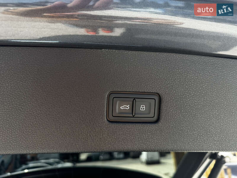 Внедорожник / Кроссовер Audi Q8 2020 в Житомире