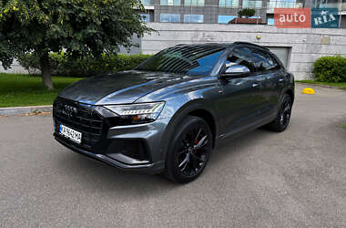Внедорожник / Кроссовер Audi Q8 2021 в Киеве