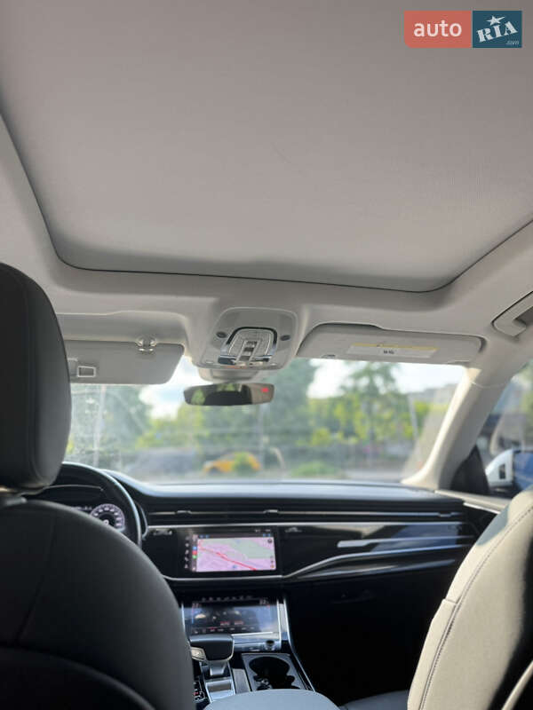 Внедорожник / Кроссовер Audi Q8 2018 в Киеве