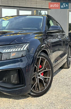 Внедорожник / Кроссовер Audi Q8 2023 в 