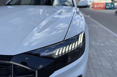 Внедорожник / Кроссовер Audi Q8 2023 в 
