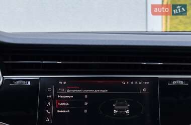Внедорожник / Кроссовер Audi Q8 2021 в 