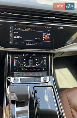 Внедорожник / Кроссовер Audi Q8 2020 в 