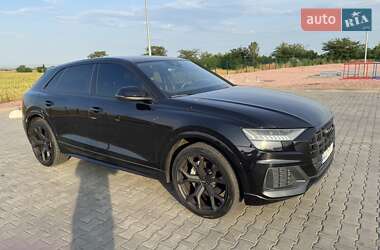 Внедорожник / Кроссовер Audi Q8 2019 в 