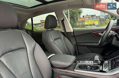 Внедорожник / Кроссовер Audi Q8 2019 в 