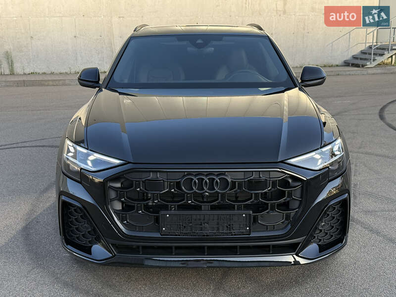 Внедорожник / Кроссовер Audi Q8 2025 в Киеве