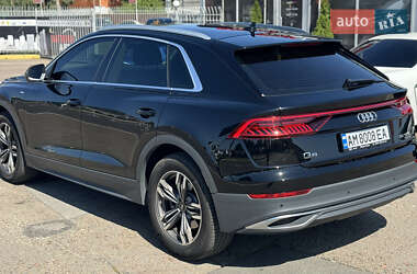 Внедорожник / Кроссовер Audi Q8 2018 в 