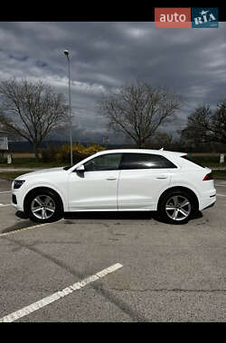 Внедорожник / Кроссовер Audi Q8 2020 в Кременчуге