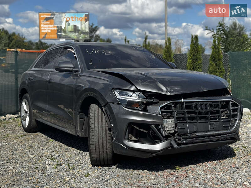 Внедорожник / Кроссовер Audi Q8 2018 в Киеве