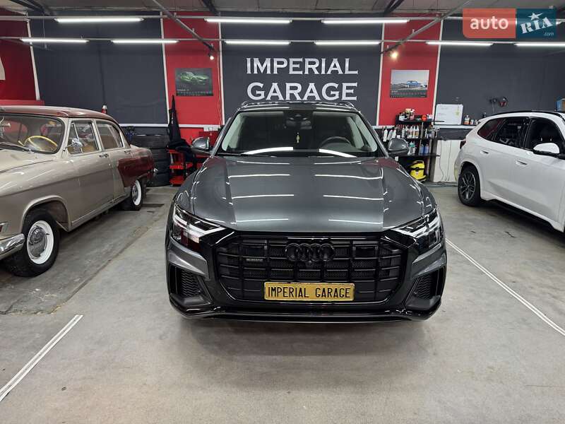 Внедорожник / Кроссовер Audi Q8 2020 в Львове