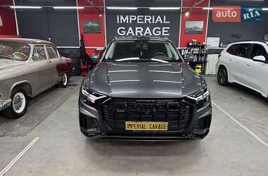 Внедорожник / Кроссовер Audi Q8 2020 в 