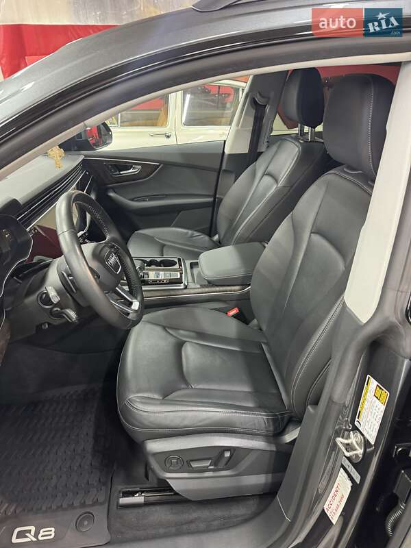 Внедорожник / Кроссовер Audi Q8 2020 в Львове