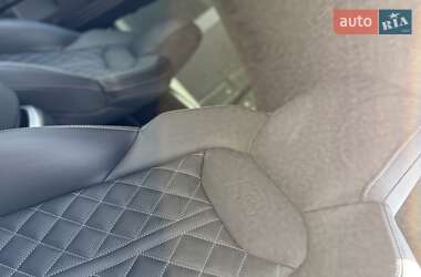 Внедорожник / Кроссовер Audi Q8 2023 в 
